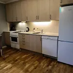 아파트 The Garage *